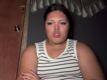ur_seductive_curvy
