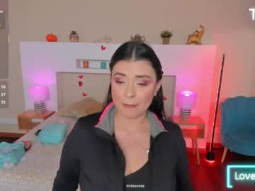 anikaromanof