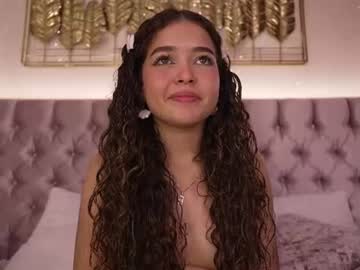 emi_petite