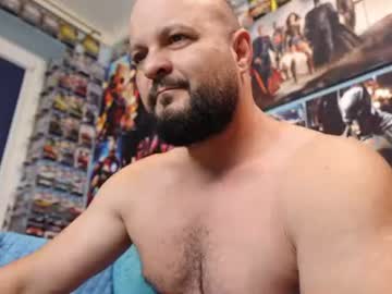 muscular_bear