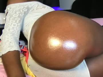 naughty_sandrah
