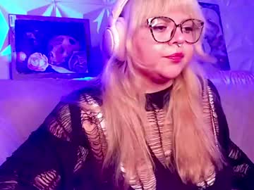 satyn_doll